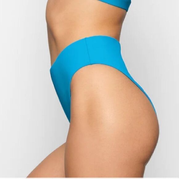 SKIMS NWT recycled swim mid waist bottom XS - Picture 3 of 7